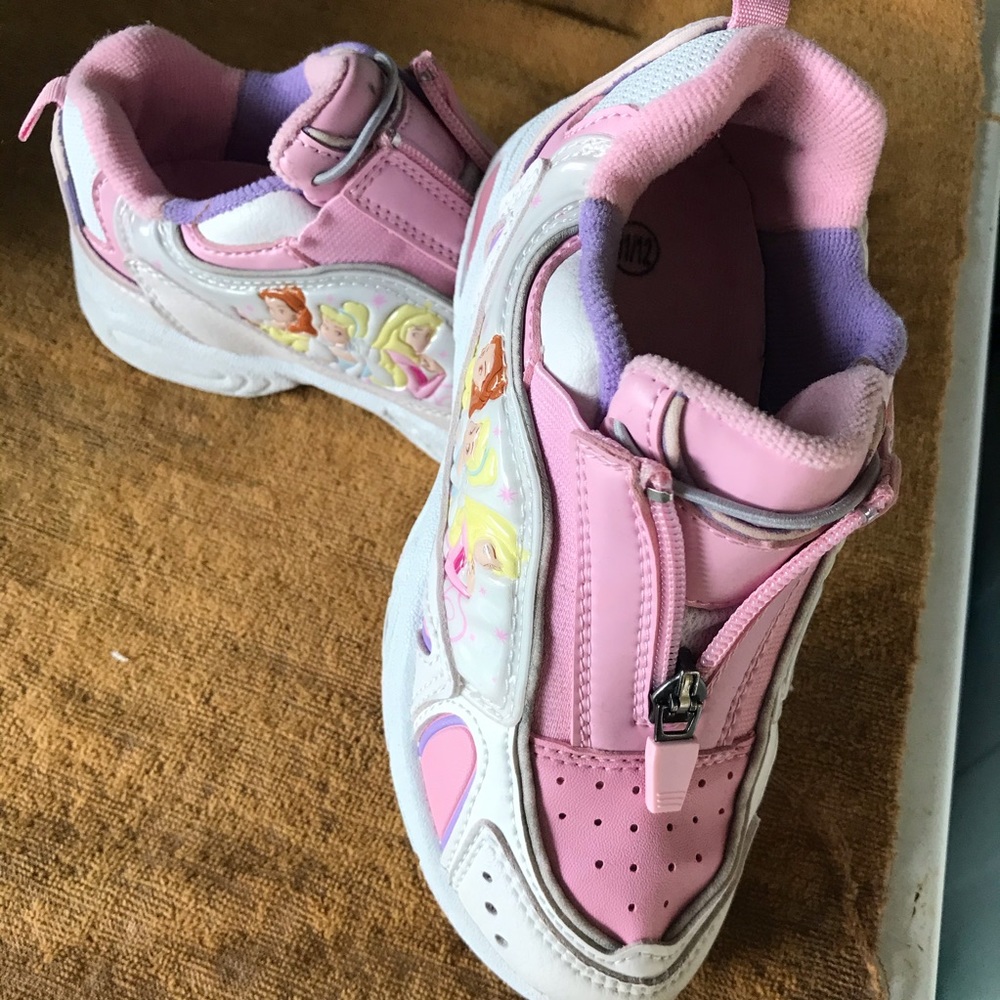 Disney shoes size 11/12